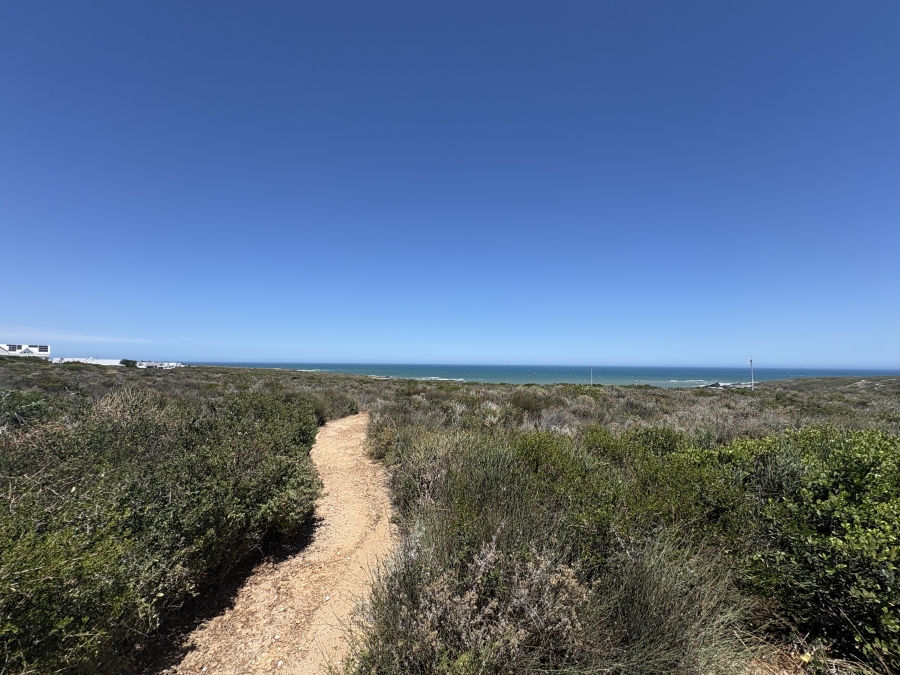 4 Bedroom Property for Sale in Grotto Bay Western Cape